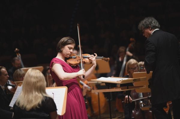 Od ostatniego występu Weriko Czumburidze na scenie PFB minęły cztery lata. W piątek, 9 października, gruzińska skrzypaczka wykona dla publiczności Gdańskiego Festiwalu Muzycznego Koncert skrzypcowy D-dur op. 77 Johannesa Brahmsa.