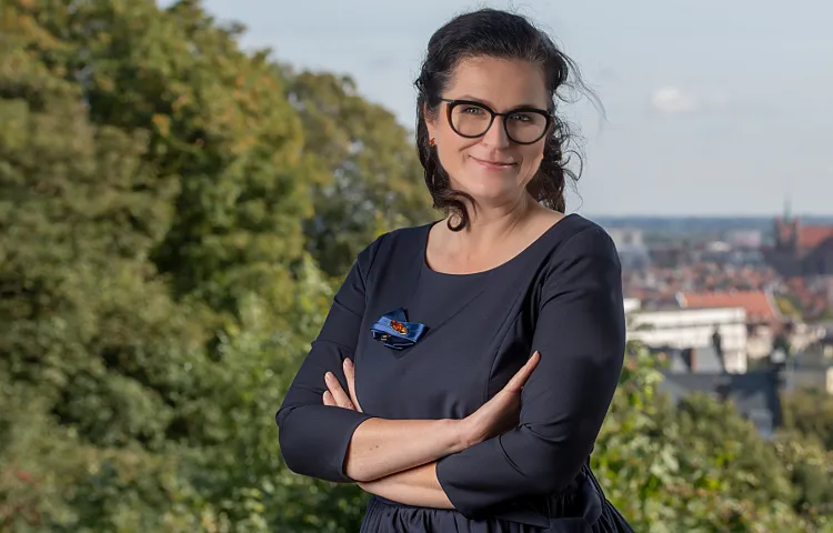 -Tam, gdzie nie są przekroczone granice, nie mam problemu z nadawanymi mi ksywkami, bo wydaje mi się, że mam duży dystans do samej siebie - mówi prezydent Gdańska.

