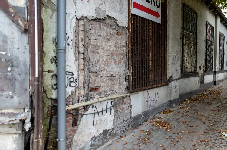 Dawna "Połowa Alei" dziś jest w opłakanym stanie. Zapowiedziany przez urzędników remont ma jej przywrócić dawny blask.