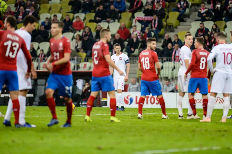 Reprezentacja Polski wróciła do Trójmiasta po blisko dwuletniej przerwie. Po raz ostatni na Stadionie Energa Gdańsk grała towarzysko z Czechami i przegrała 0:1. 