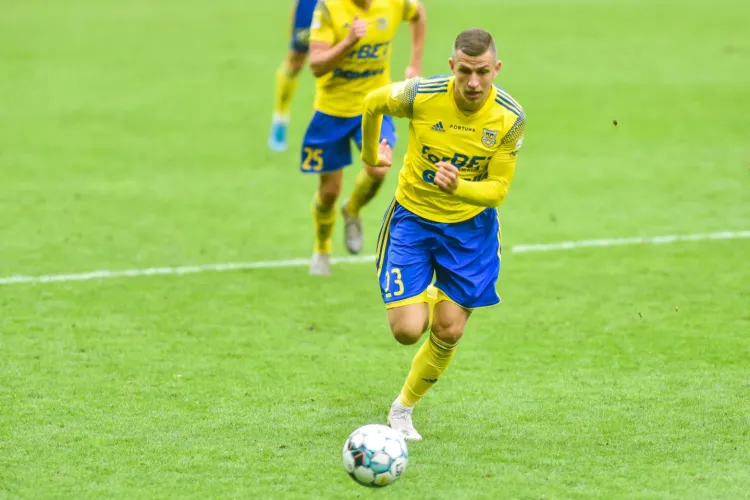 Rafał Wolsztyński strzelił 4 gole w IV-ligowych derbach Trójmiasta. Arka II Gdynia wygrała z Lechią II Gdańsk 5:1. 