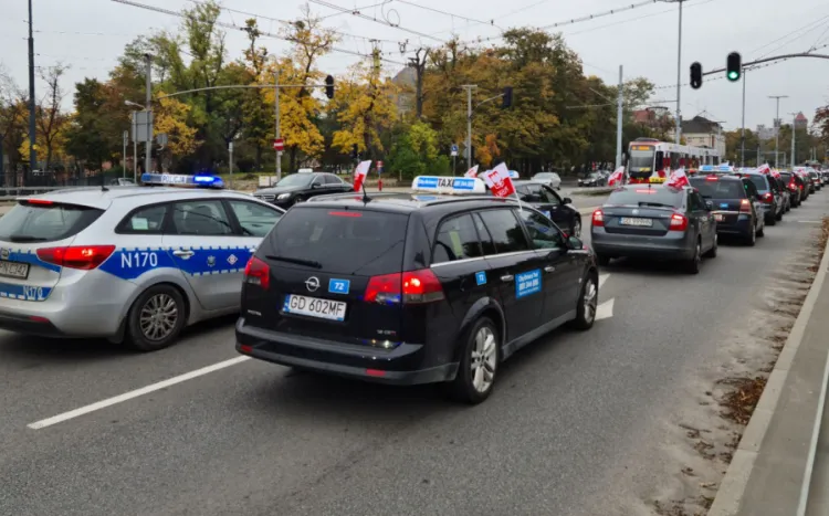 Kika dni temu protestujący taksówkarze zablokowali obwodnicę i centrum Gdańska. Teraz sformułowali swoje postulaty w pismach do prezydentów Gdańska, Gdyni i Sopotu.