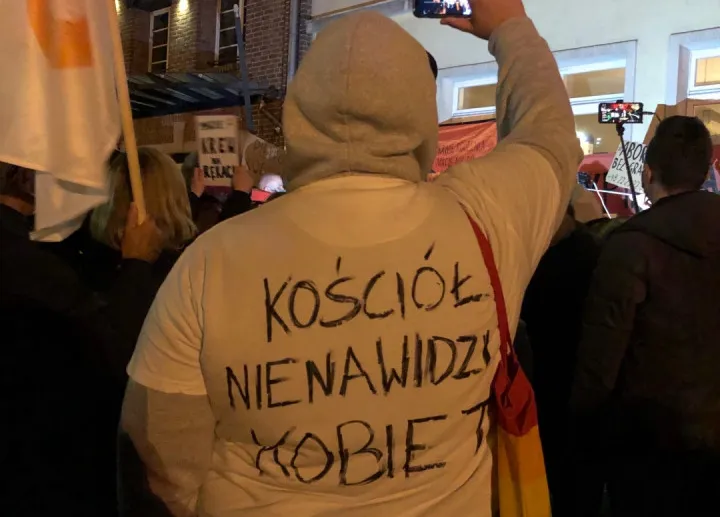 Materiały z protestów - zdaniem pracowników muzeum - mogą w przyszłości okazać się cenne.