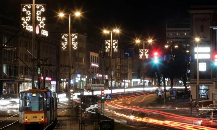 Lampki we Wrzeszczu i w Gdańsku zyskały nitkę LED-ową, Oliwa natomiast zyska 76 szt. nowych lampek.