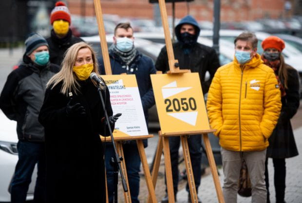 Lokalna ekipa stowarzyszenia Szymona Hołowni zapowiedziała we wtorek w Gdańsku walkę z dzikimi wysypiskami śmieci.