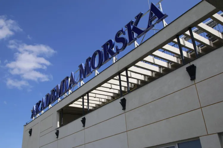 W 2019 r. decyzją ministra Gospodarki Morskiej i Żeglugi Śródlądowej uczelnia zyskała status uniwersytecki.