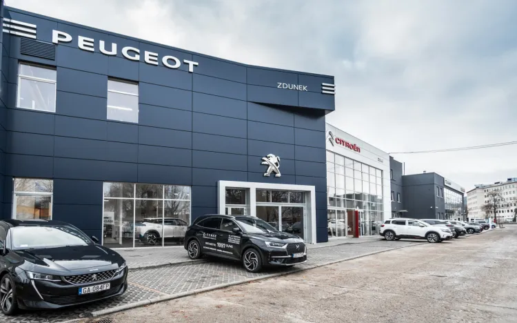 Nowy salon Peugeot Zdunek już otwarty.