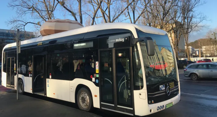 W przetargu wpłynęły oferty m.in. od dostawcy autobusów Mercedes, które w wersji elektrycznej były testowane w Gdyni w tłusty czwartek (20.02.2020 r.).