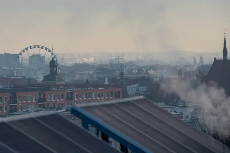 W ostatnim czasie smog mocno doskwiera m.in. mieszkańcom Gdańska.