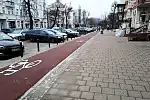 Nowa droga dla rowerów wzdłuż ul. Dmowskiego we Wrzeszczu.