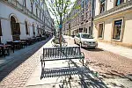 Pierwszy woonerf w Polsce - ul. 6 sierpnia w Łodzi.