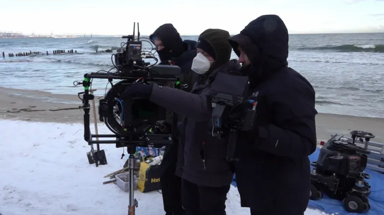 W najnowszym filmie Agata Buzek wciela się w rolę matki, którą dotyka wielka tragedia. Filmowa sceneria Trójmiasta ma oddać to, co czuje główna bohaterka. 