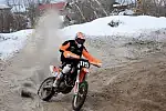 Wiktor Kułakow trenuje w Rosji na motocrossie przy temperaturach sięgających nawet 20 stopni Celsjusza poniżej zera.