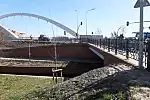Nowy most nad Kanałem Raduni powstał w ramach budowy wiaduktu Biskupia Górka.