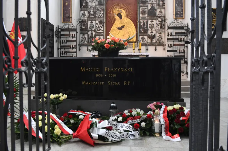 11. rocznica katastrofy smoleńskiej. Politycy i samorządowcy z Trójmiasta uczcili pamięć ofiar.