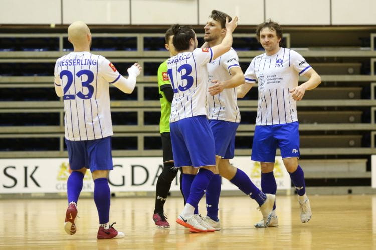 Futsaliści AZS UG Gdańsk wygrali pierwszy barażowy mecz z Sośnicą Gliwice i są o krok od awansu do ekstraklasy.