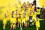Villarreal cieszące się z triumfu w Lidze Europy. To pierwsze trofeum "Żółtej Łodzi Podwodnej" na międzynarodowej arenie.