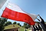 Na Górze Gradowej w Gdańsku znów zawiśnie symboliczna flaga uszyta z setek kawałków materiału przez przedstawicieli różnych grup społecznych.