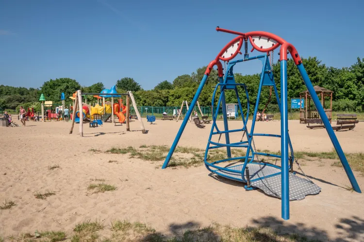 Kraina Zabaw Park Reagana to jeden z największych placów zabaw w Trójmieście.