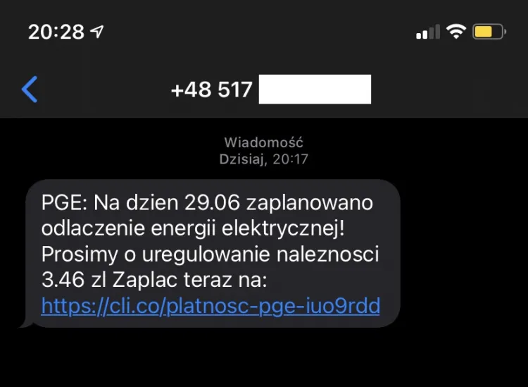 Pan Jarosław otrzymał SMS, z którego wynikało, że musi zapłacić 3 zł i 46 gr albo inaczej zostanie odcięty mu prąd.