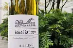 W Składaku wypijemy m.in. włoskie domowe pecorino na kieliszki, a także chorwackie Sauvignon+Graševina.