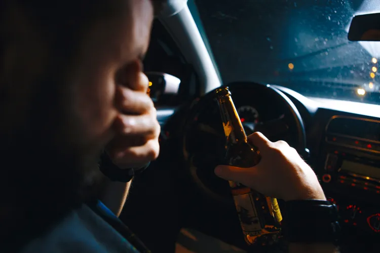 Premier chce surowszych kar dla pijanych kierowców. 