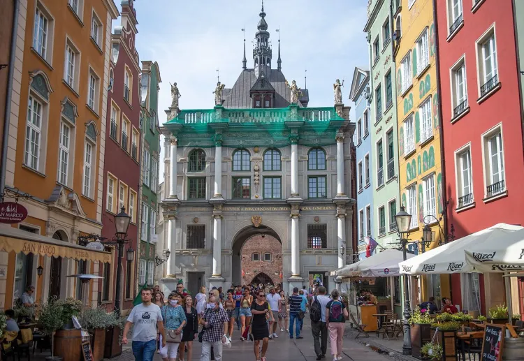 Złota Brama to wizytówka Gdańska, która "strzeże" wejścia na Trakt Królewski, czyli ul. Długą i Długi Targ.