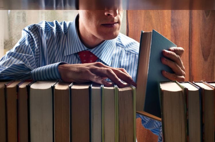 Uwalnianie książek, czyli bookcrossing, to znana na całym świecie idea mająca na celu rozpowszechnianie czytelnictwa poprzez niezobowiązującą wymianę książkami.