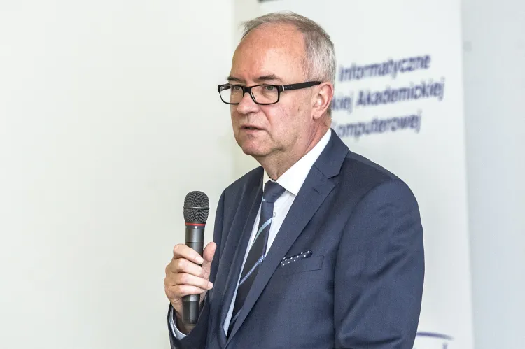28 września 2020 r. Jerzy Piotr Gwizdała złożył mandat rektora uczelni.