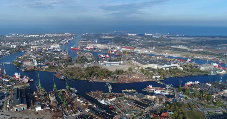 Wyspa Ostrów - jedna z najstarszych wysp w Gdańsku, której przeznaczenie przez lata się zmieniało. Obecnie centrum produkcji stoczniowej. 