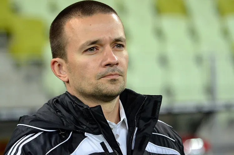 Rafał Ulatowski w środę przestał pełnić funkcję trenera piłkarzy Lechii.