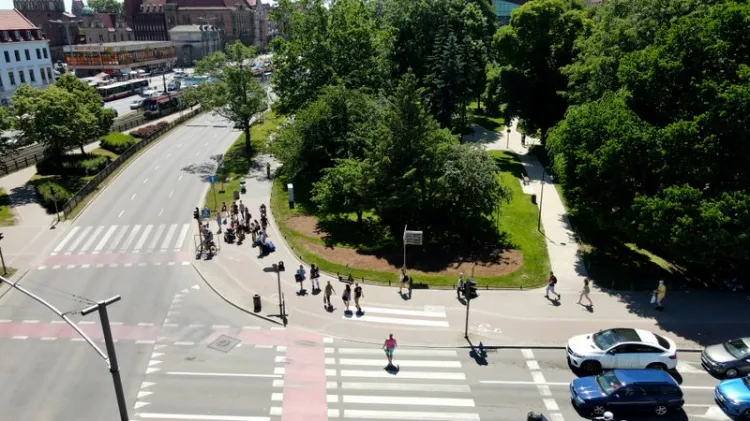 Nowa droga rowerowa połączy ul. Hucisko z centrum handlowym Forum Gdańsk.