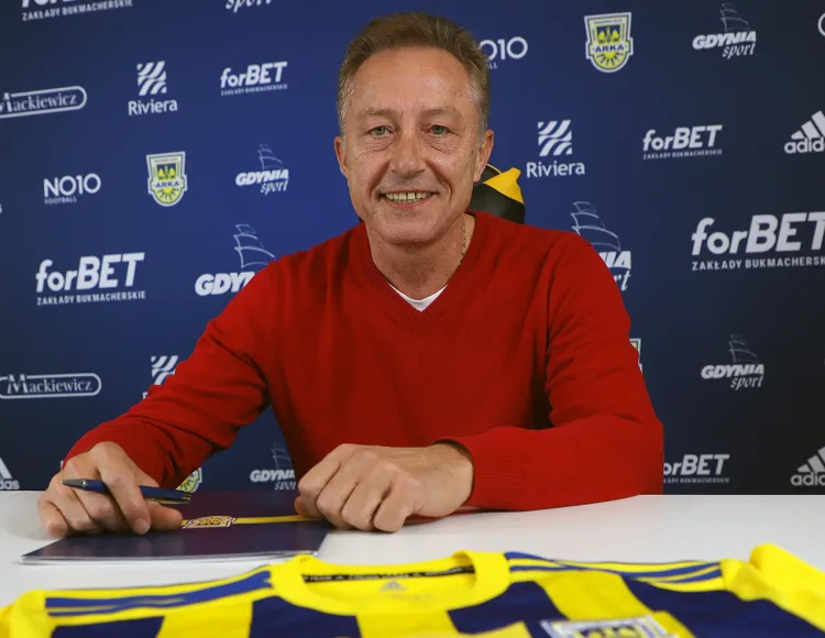 Ryszard Tarasiewicz podpisał umowę z Arką Gdynia do końca obecnego sezonu.