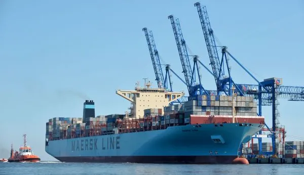 Do terminalu kontenerowego DCT Gdańsk SA w gdańskim Porcie Północnym od maja zaczęły przypływać największe statki kontenerowe na świecie.