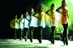 Tegoroczne Bale Gdańskie zainaugurowane zostaną koncertem muzyki irlandzkiej - zagra Carrantouhill, zatańczy Reelandia (na zdjęciu). Bohaterami dalszej części wieczoru staną się widzowie, bawiąc się do muzyki na żywo.