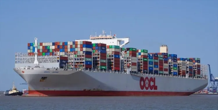 Statek OOCL Japan z Azji wpłynie do Gdańska z kilkudniowym opóźnieniem.