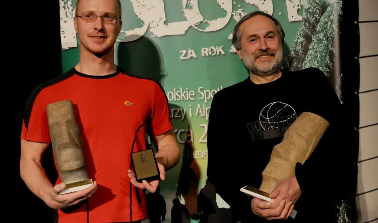 Uroczystość wręczenia Kolosów za rok 2009. Arkadiusz Mytko i Andrzej Ciszewski odbierają swoje nagrody.