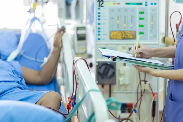 Nawet 10 proc. hospitalizowanych pacjentów zakaża się w warunkach szpitalnych.