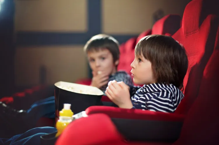 Kiedy do kina z dzieckiem wybrać się po raz pierwszy? 