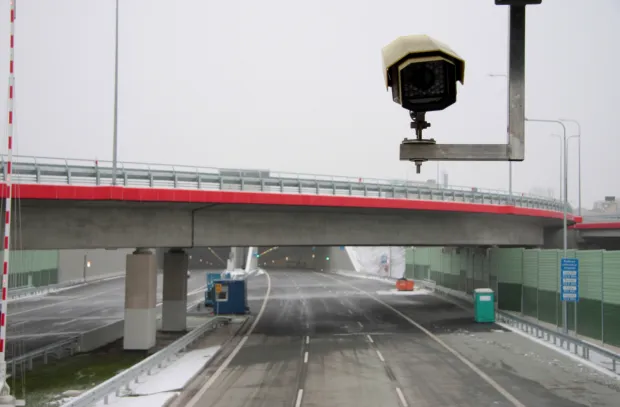 W grudniu otwarto tunel na trasie S2 w Warszawie, który od pierwszego dnia jest wyposażony w 12 kamer OPP.