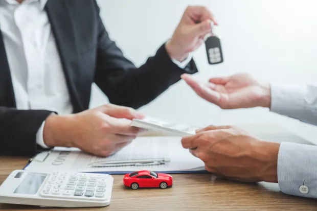 Informacje zawarte w dokumentach pojazdu i umowie sprzedaży samochodu muszą być zgodne.