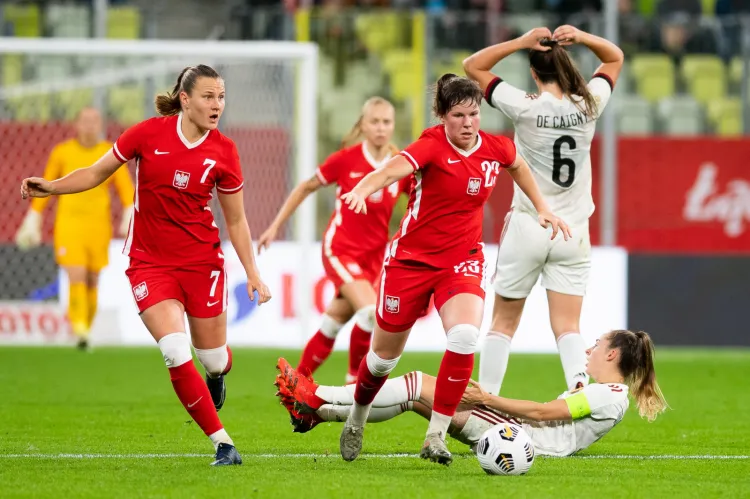 Gdańsk i Gdynia chcą gościć piłkarskie mistrzostwa Europy kobiet w 2025 roku. 