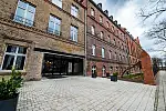 Hotel Dwór Uphagena powstał w budynkach dawnego szpitala Najświętszej Marii Panny na Dolnym Mieście.