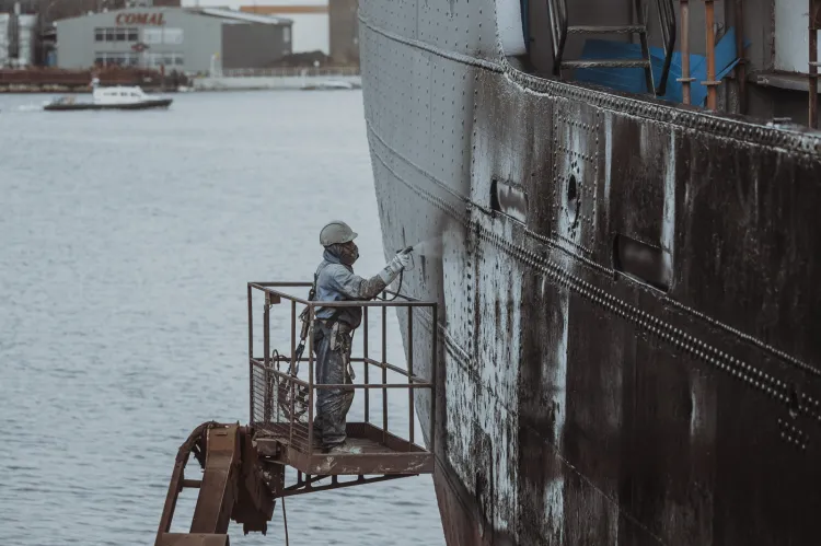 Kilka dni temu do zarządów zakładów stoczniowych z branży morskiej z apelem o zerwanie współpracy z partnerami z Rosji wystąpili związkowcy. 