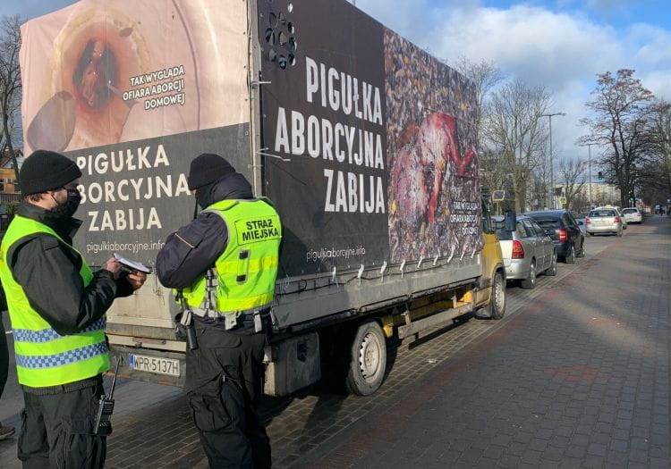 Do zatrzymania antyaborcyjnej furgonetki w Sopocie doszło na początku lutego. Teraz sąd wymierzył kierowcy karę.