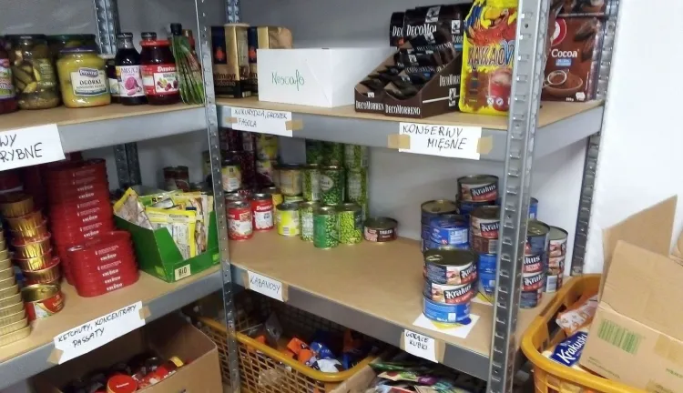 Jedzenie dla potrzebujących pomocy uchodźców z ogarniętej wojną Ukrainy to obecnie najbardziej deficytowy towar.