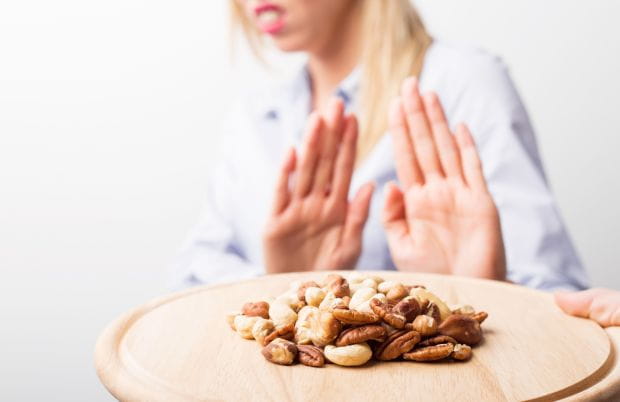 What does a food allergy look like?  How long do the symptoms of food allergies last? 