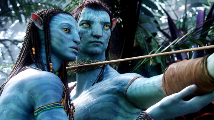 "Avatar" Jamesa Camerona w 2009 roku zapoczątkował boom na kino 3D, ale dziś po 13 latach wydaje się, że technologia po prostu spowszedniała na tyle, że trójmiejskie kina rzadko już sięgają po tego typu produkcje. Inną kwestią jest fakt, że producenci stawiają też coraz rzadziej na filmy w trójwymiarze. 