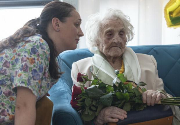 Pani Stanisława Opalińska, która świętowała 106 urodziny, to najstarsza mieszkanka DPS "Polanki".