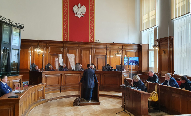 Komendant jednego z gdańskich komisariatów zeznawał w czwartek przed sądem w sprawie Stefana W.